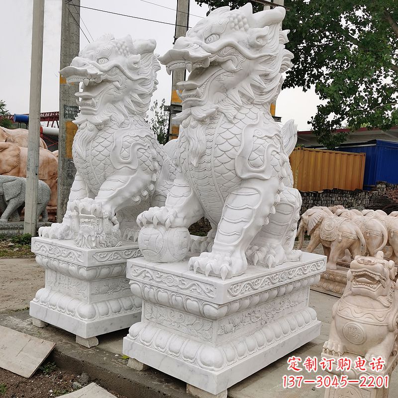 广西汉白玉石雕麒麟