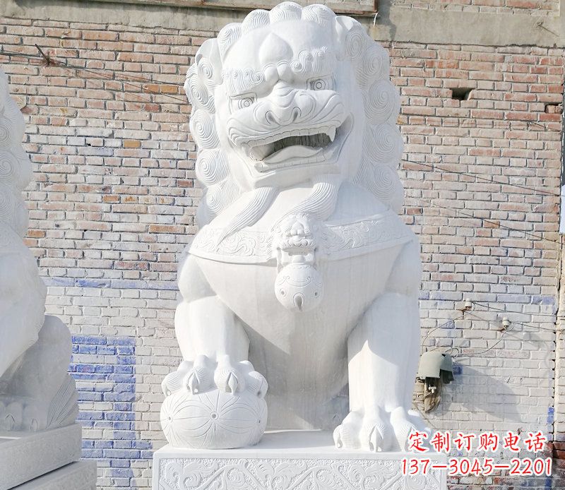 广西正宗汉白玉狮子门墩雕塑