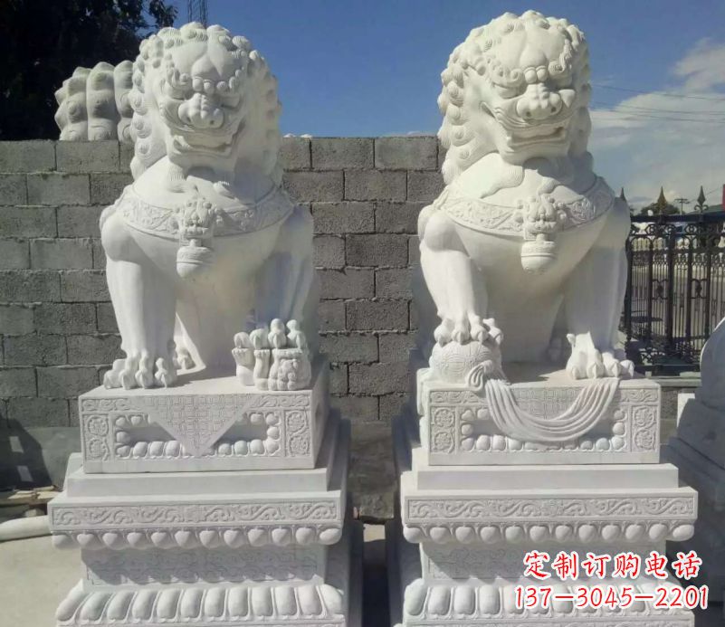 广西汉白玉镇宅狮子石雕塑