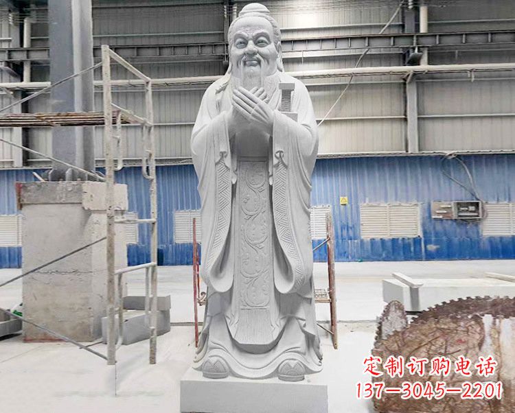 广西合浦一中孔子雕像,传承文明智慧