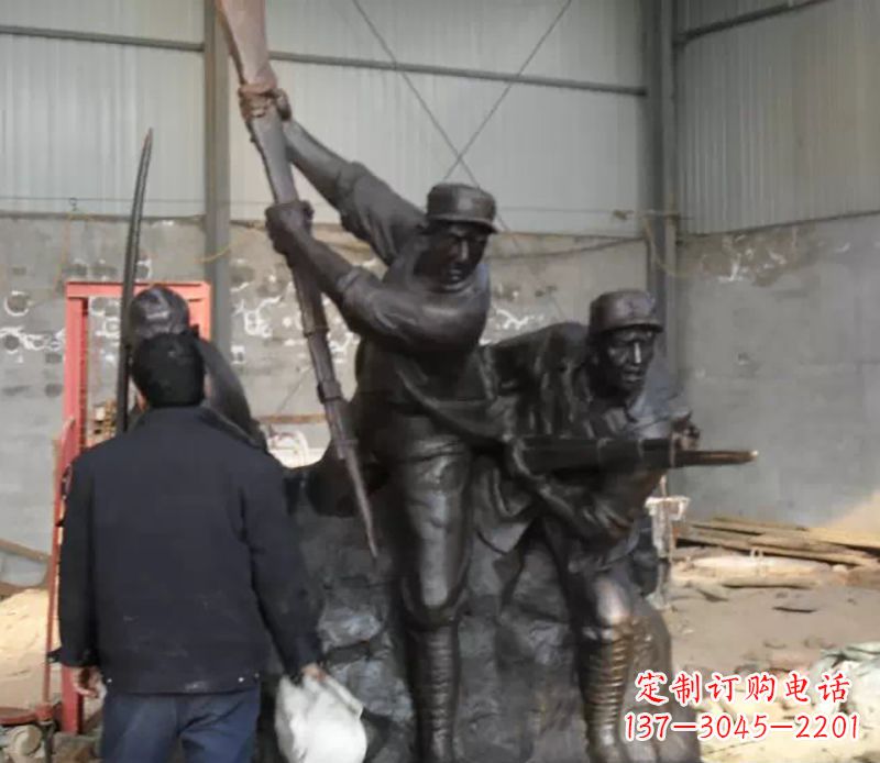 广西红军冲锋广场人物铜雕