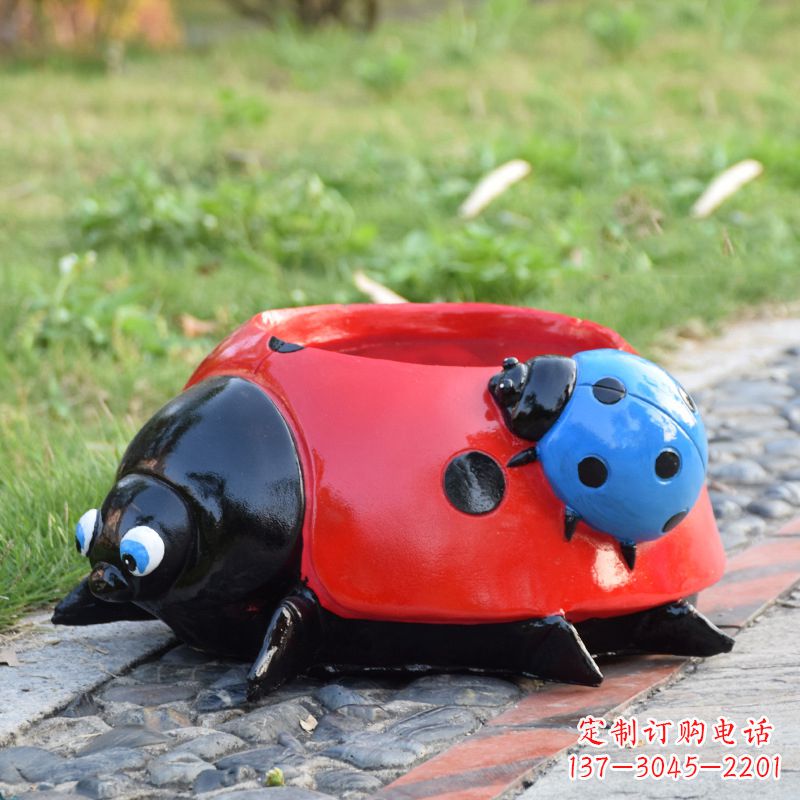 广西红色玻璃钢七星瓢虫花盆雕塑