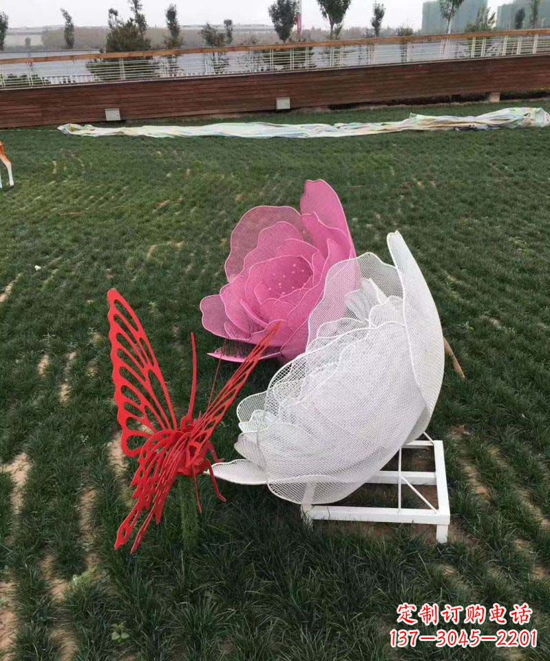 广西户外不锈钢铁艺蝴蝶花朵雕塑