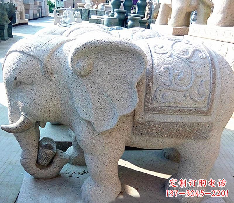 广西花岗岩元宝大象石雕,雕刻古典且充满质感