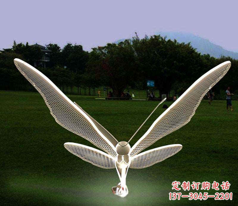 广西花园户外不锈钢照明蝴蝶雕塑