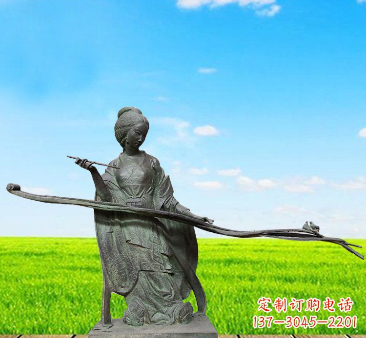 广西优雅迷人的古代美女铜雕
