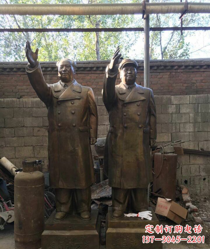 广西毛主席伟人铜雕——永恒的领袖形象