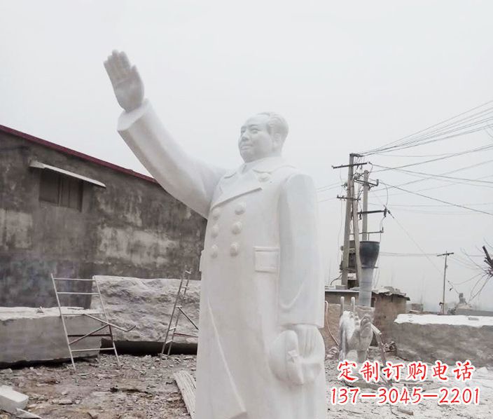 广西为毛泽东伟人石雕制作一尊永恒的雕塑
