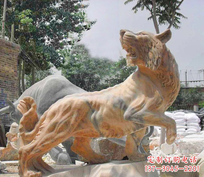 广西象征力量与尊贵的老虎石雕