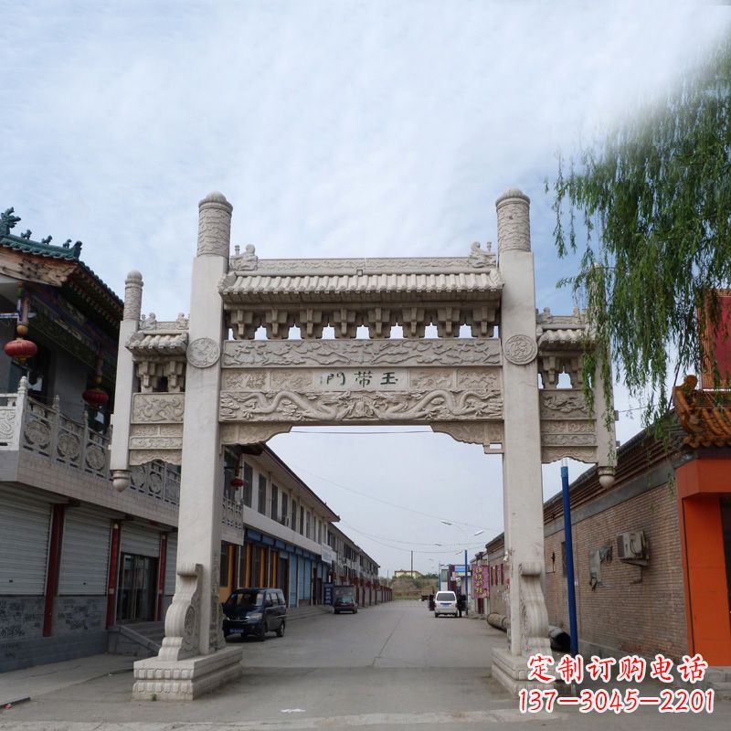 广西精美的汉白玉门石牌坊雕塑
