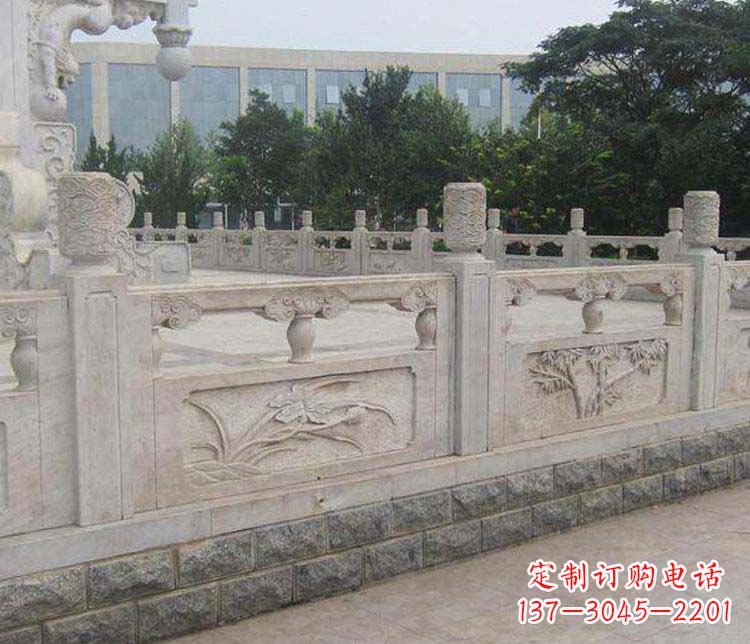 广西中领雕塑:精美石材栏板雕塑