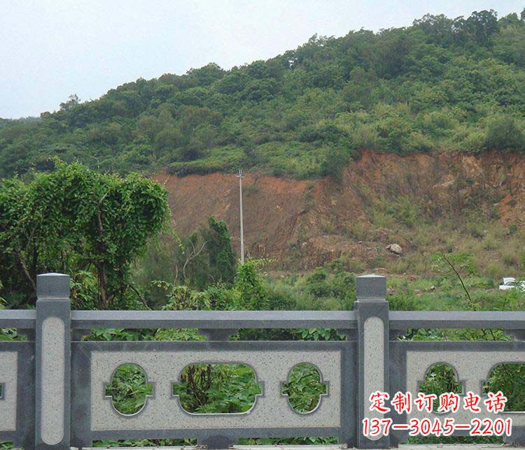 广西景区镂空仿古栏板石雕
