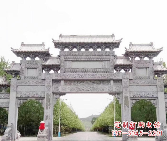 广西三门石雕牌坊,独具特色的地标雕塑