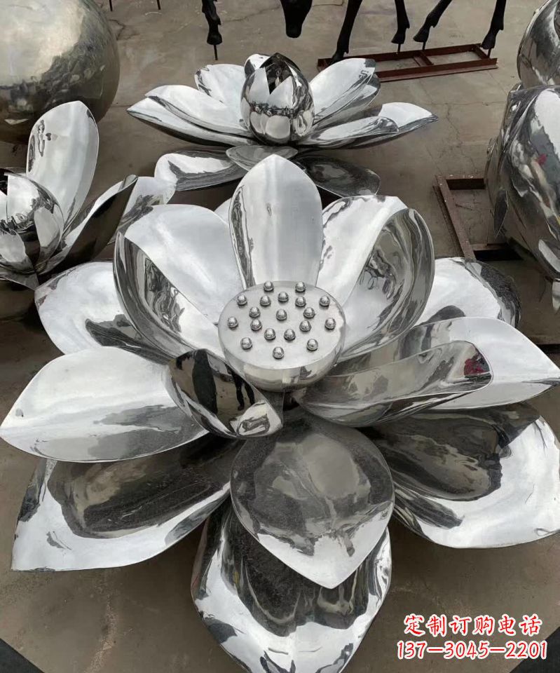 广西精美不锈钢荷花雕塑,点亮你的家园