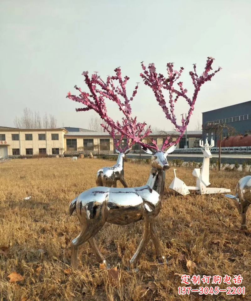 广西镜面不锈钢梅花鹿雕塑,一款极致的雕塑体验