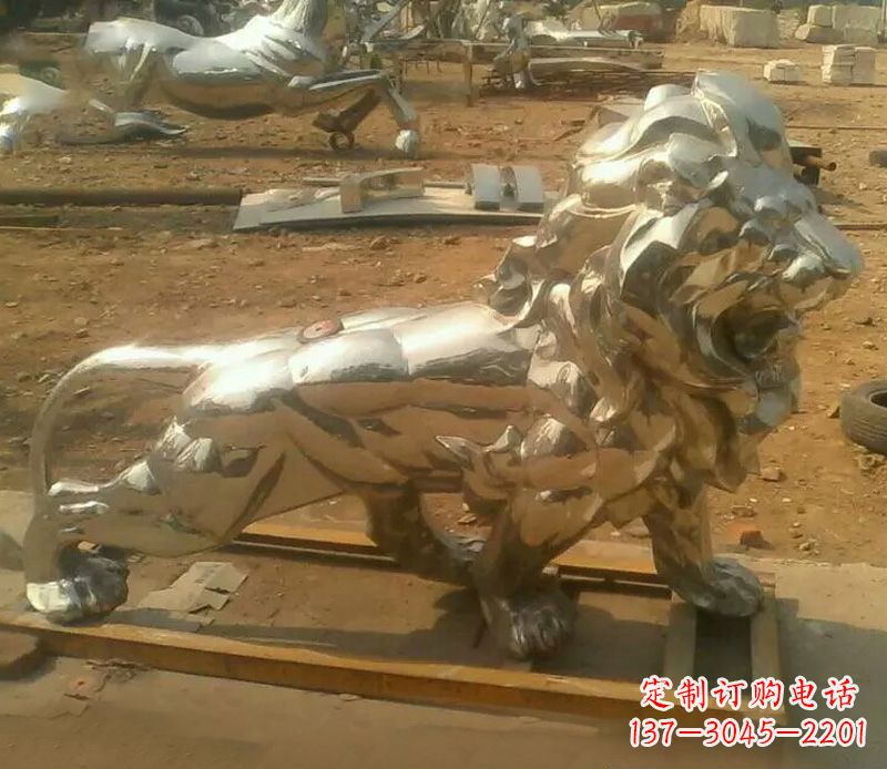 广西一缕金光,精致的镜面不锈钢狮子雕塑