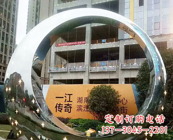 广西让您的空间脱颖而出!时尚镜面不锈钢圆环景观雕塑
