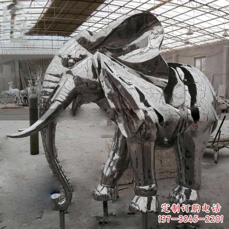 广西中领雕塑推出一款全新的大象雕塑,表面采用…