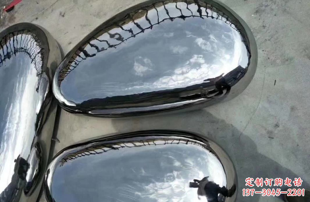 广西精美的水滴不锈钢雕塑