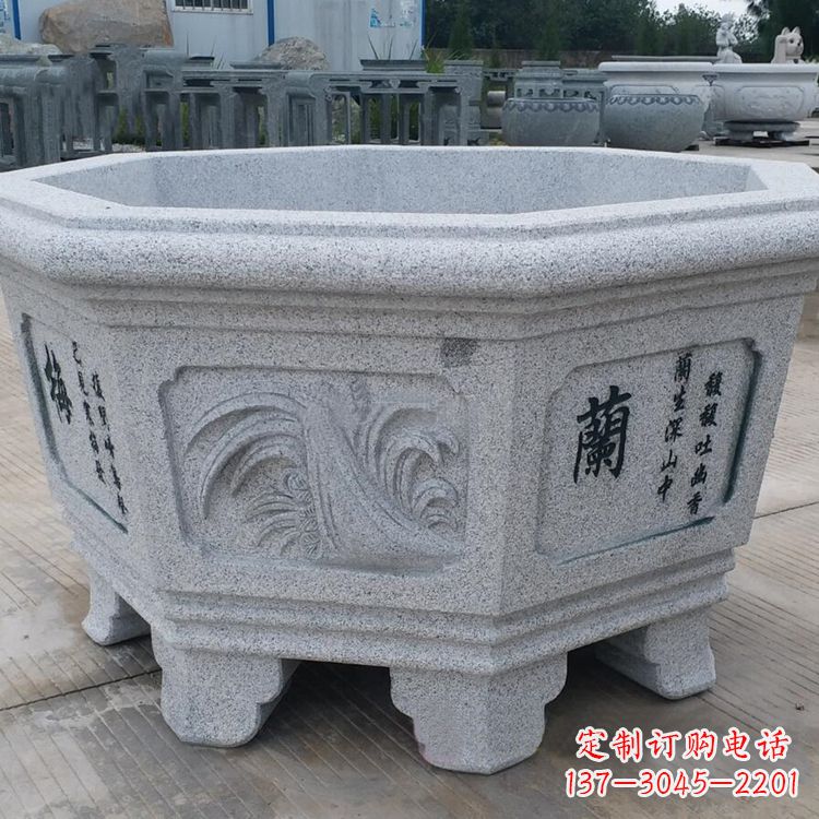 广西原木质材料的精美砂岩花盆雕塑