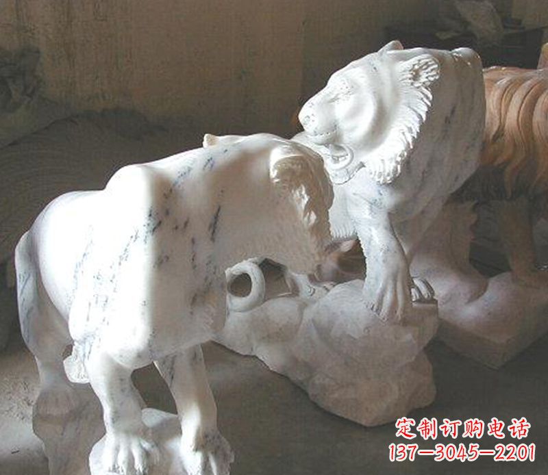 广西老虎石雕