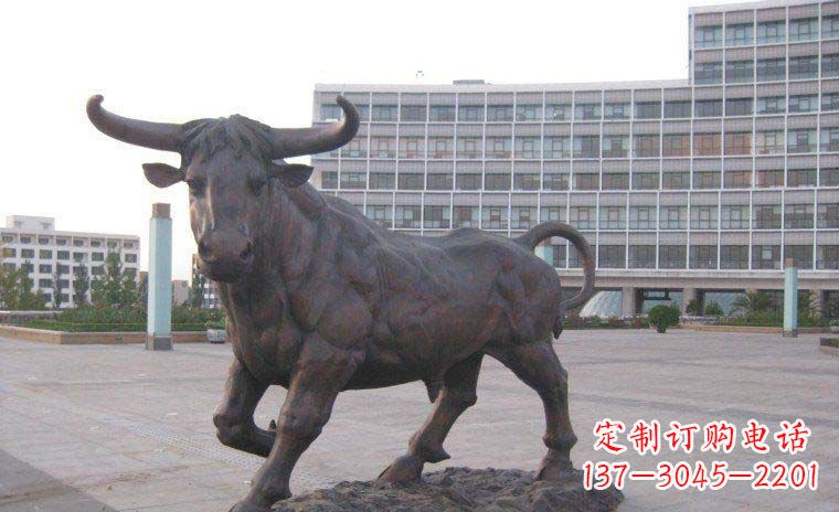 广西老牛动物广场铜雕,专业定制精美动物雕塑