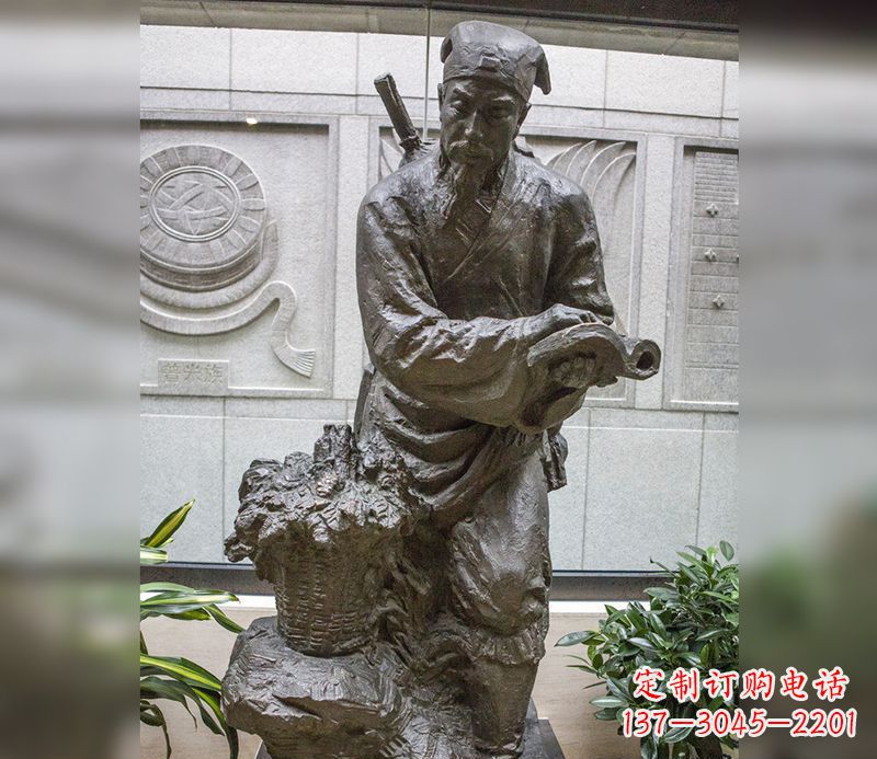 广西中领雕塑自主研发了高雅李时珍铜雕,它以历…