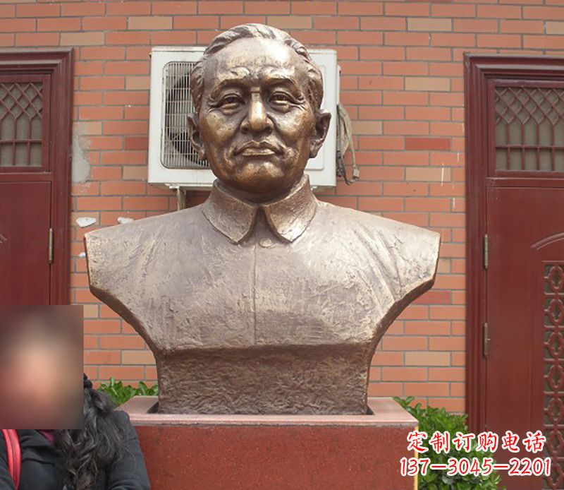 广西铜雕李四,与众不同的光头匠艺