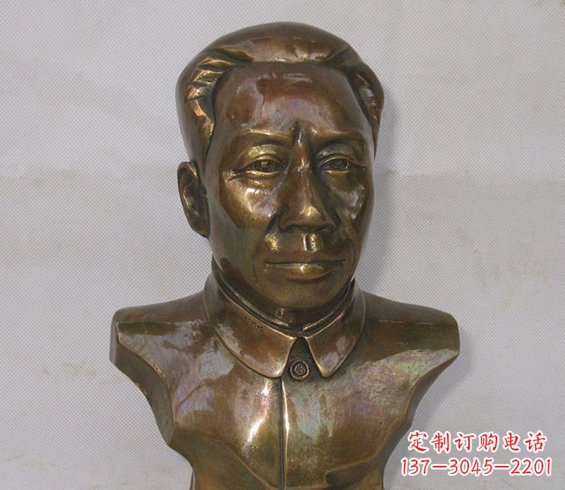 广西刘少奇铜雕
