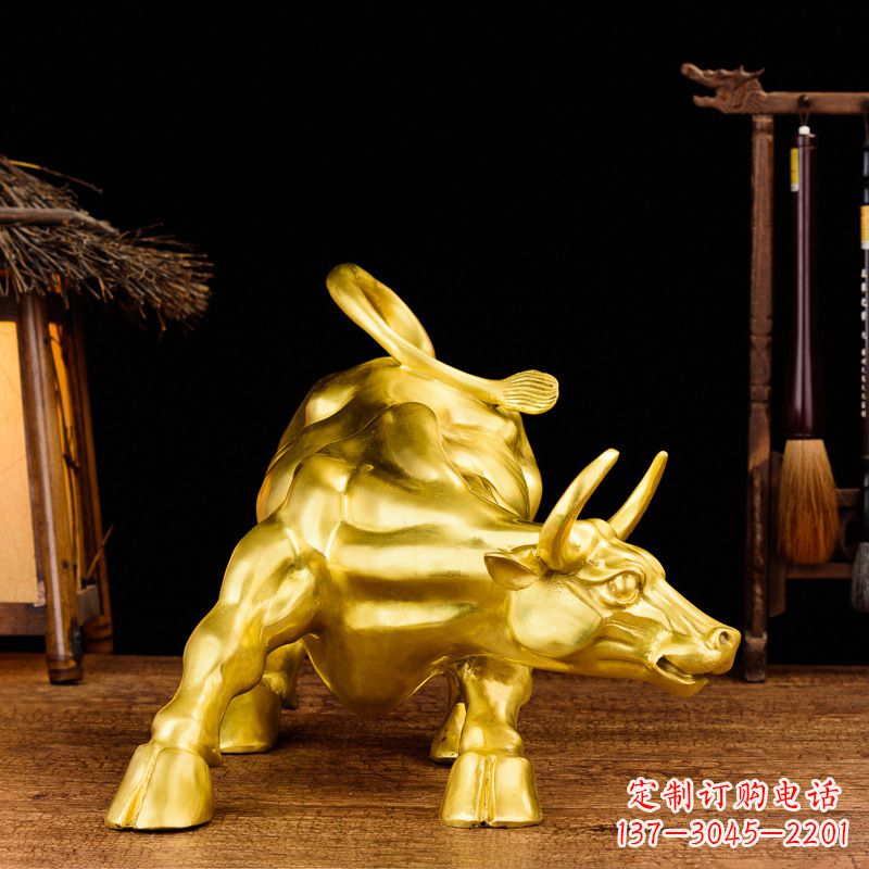 广西鎏金华尔街铜牛生肖动物雕塑