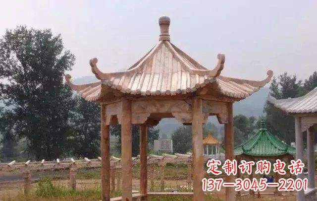 广西营造古朴悠然的凉亭石雕