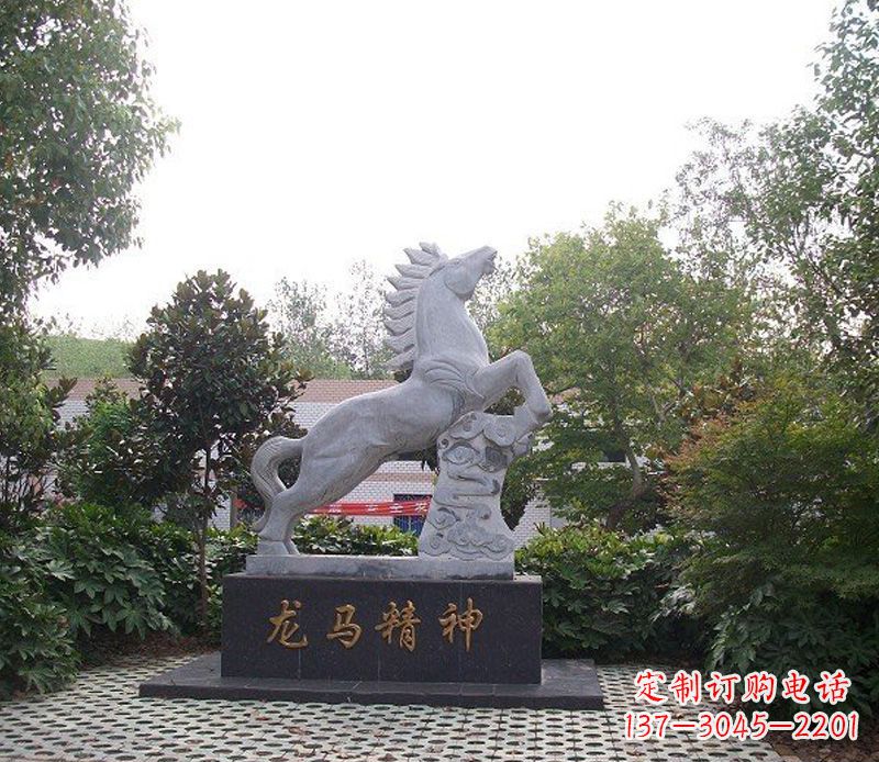 广西精致细腻的龙马石雕