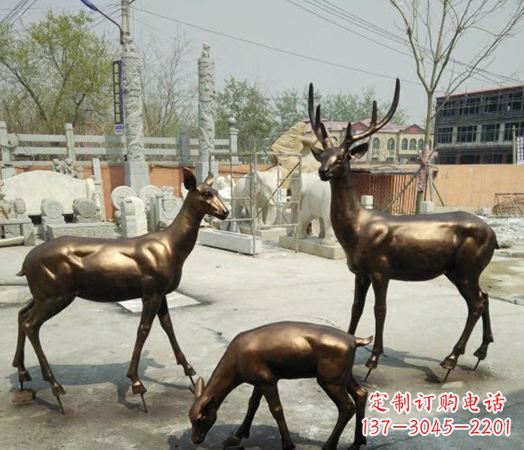 广西感受自然魅力的动物铜雕