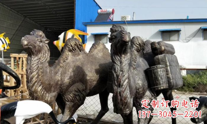 广西骆驼铜雕塑 (2)