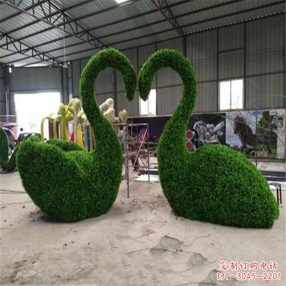广西绿植抽象特制天鹅雕塑