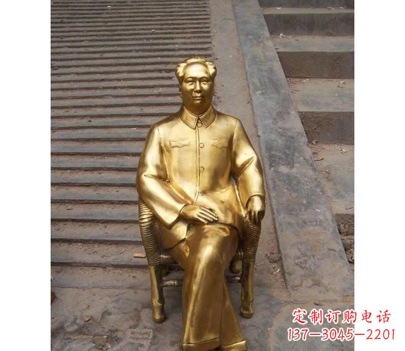 广西毛泽东伟人铜雕纪念像