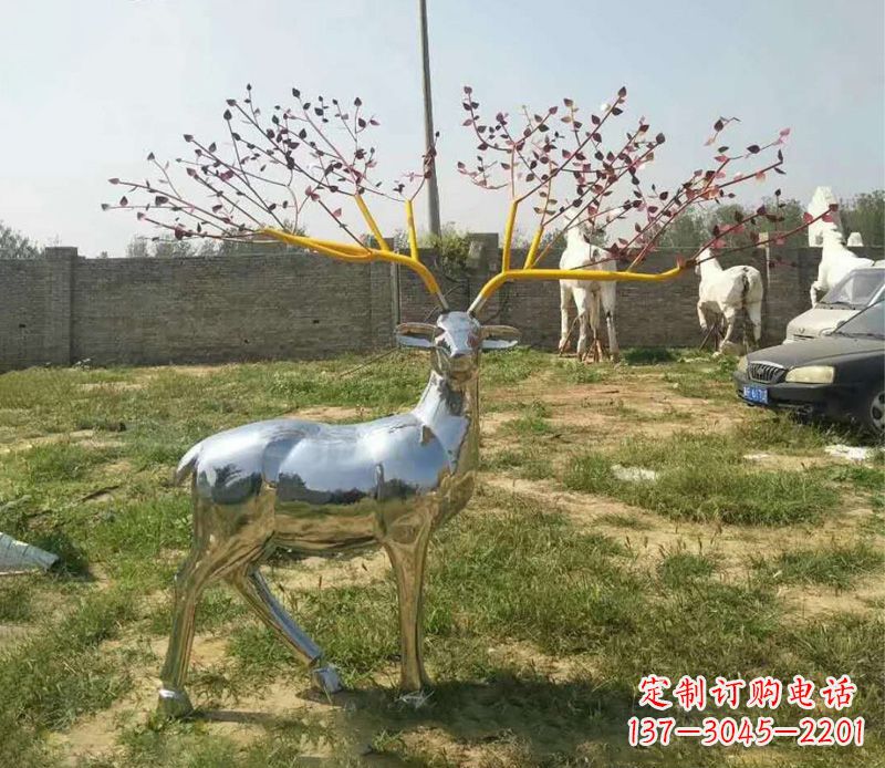 广西梅花鹿镜面不锈钢雕塑