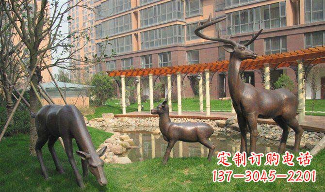 广西梅花鹿雕塑,永葆大自然的美丽