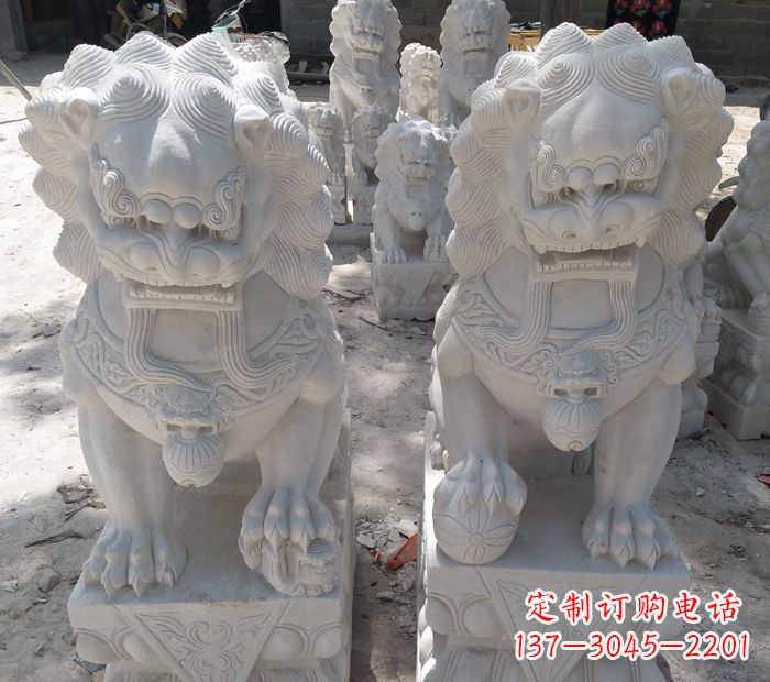 广西象征力量的狮子雕塑