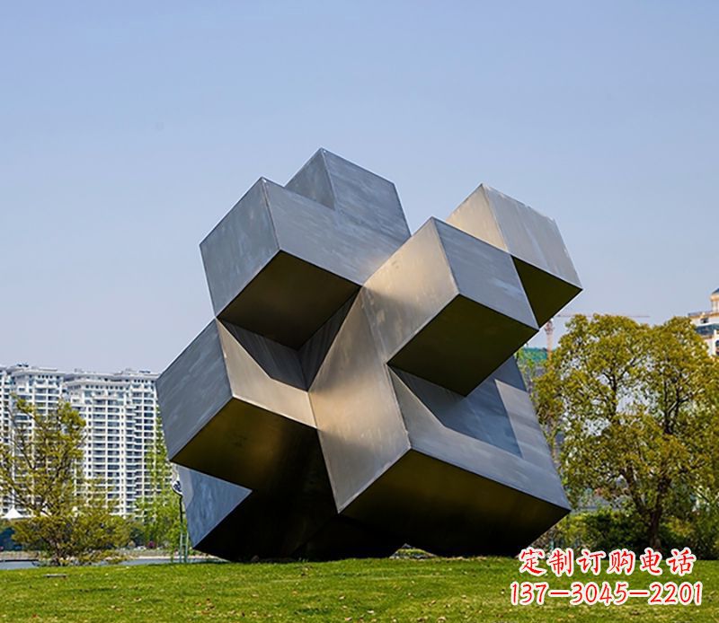 广西魔方公园不锈钢雕塑