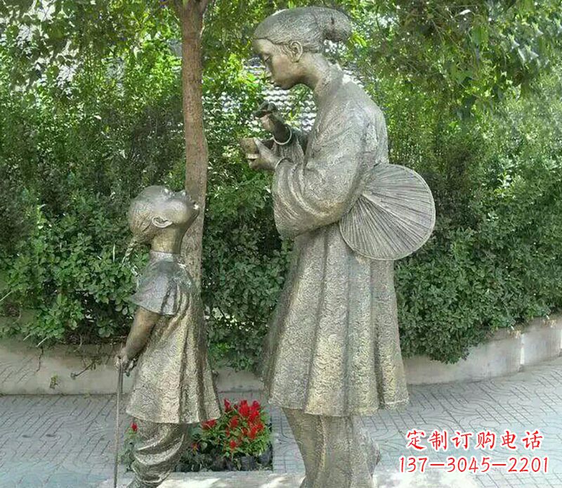 广西用浓浓母爱温暖心中的母亲雕塑