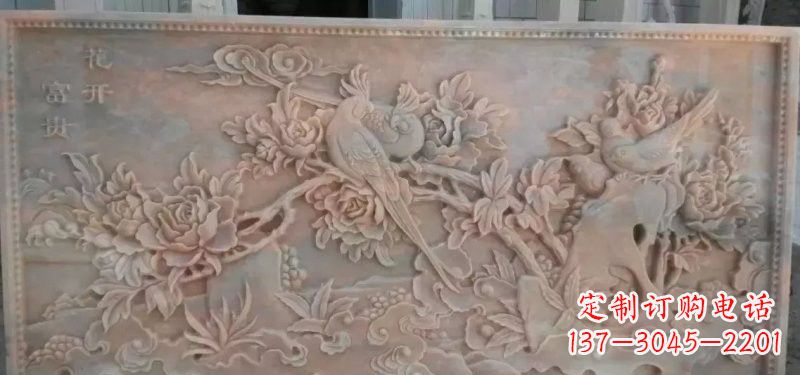广西美轮美奂的牡丹花石浮雕