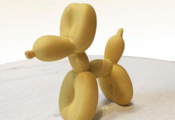 广西黄色不锈钢雕塑狗，展现场面气势