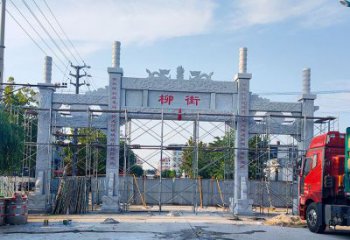 广西牌坊石雕双龙，让它成为你家中的精美装饰