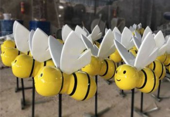 广西动感蜜蜂雕塑，营造精致的都市公园