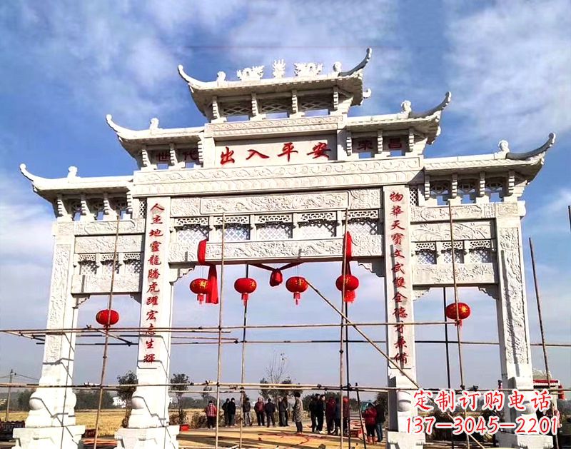 广西中领雕塑:牌坊顶式石雕刻墓碑