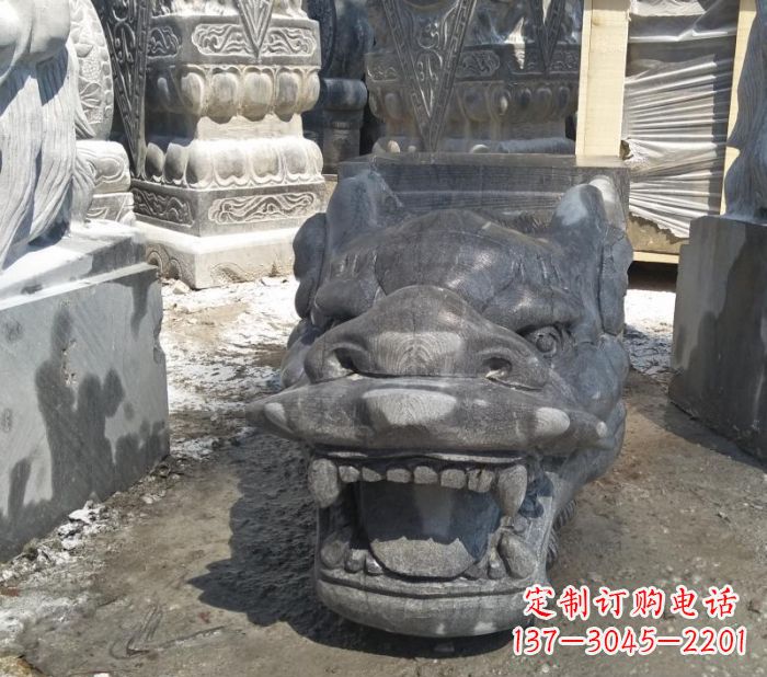 广西传承巨龙传说的高品质龙头雕塑