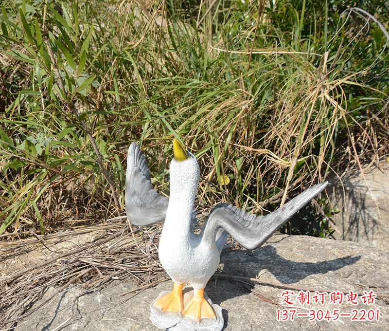 广西捧鸽天使精美雕塑是由中领雕塑厂家生产的杰…