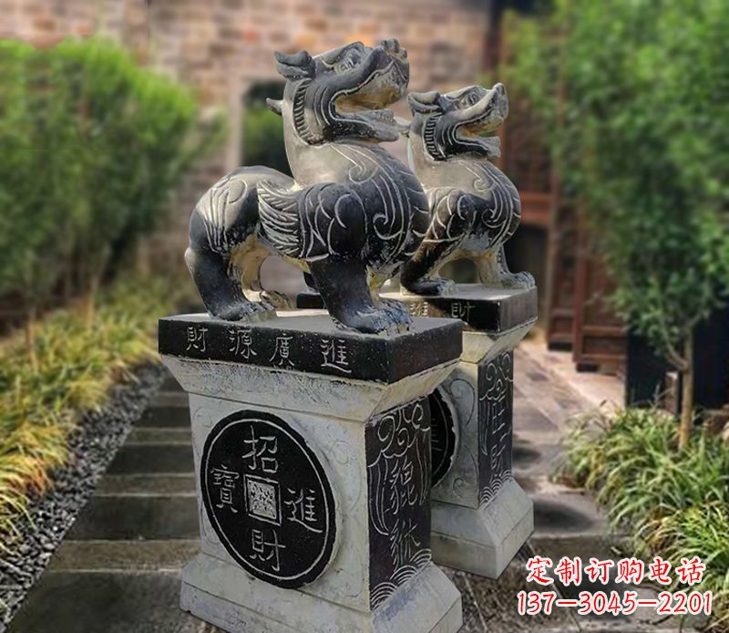 广西貔貅石雕小区看门雕塑