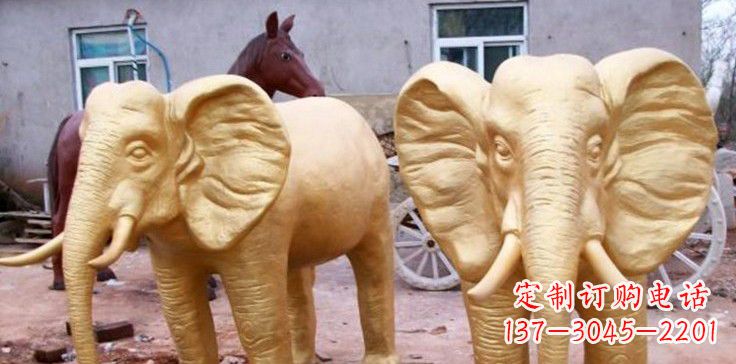 广西漆金大象雕塑